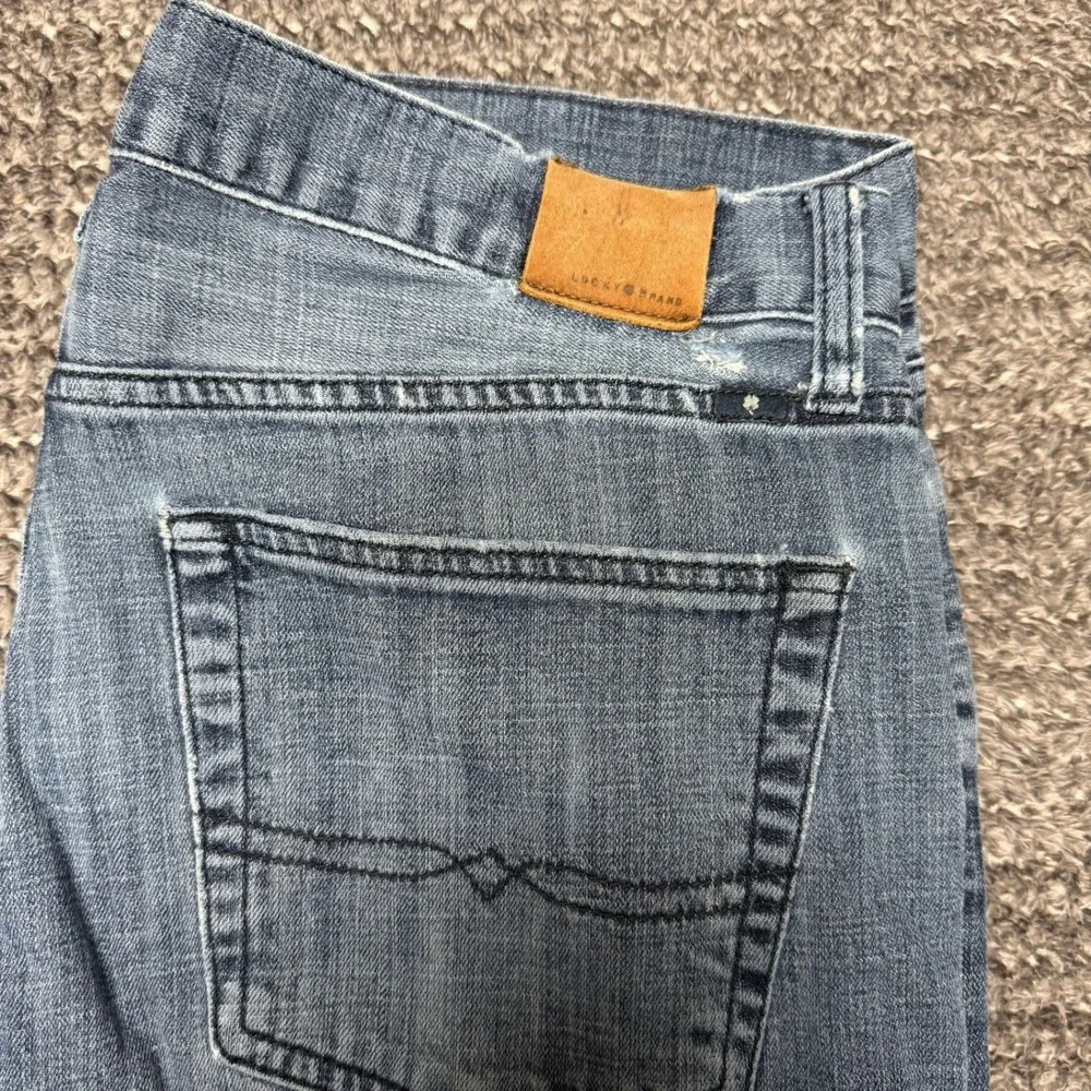 Lucky Brand Mens 221 Original Straight Jeans Size 36x30 Medium Wash Denim‎ Pants